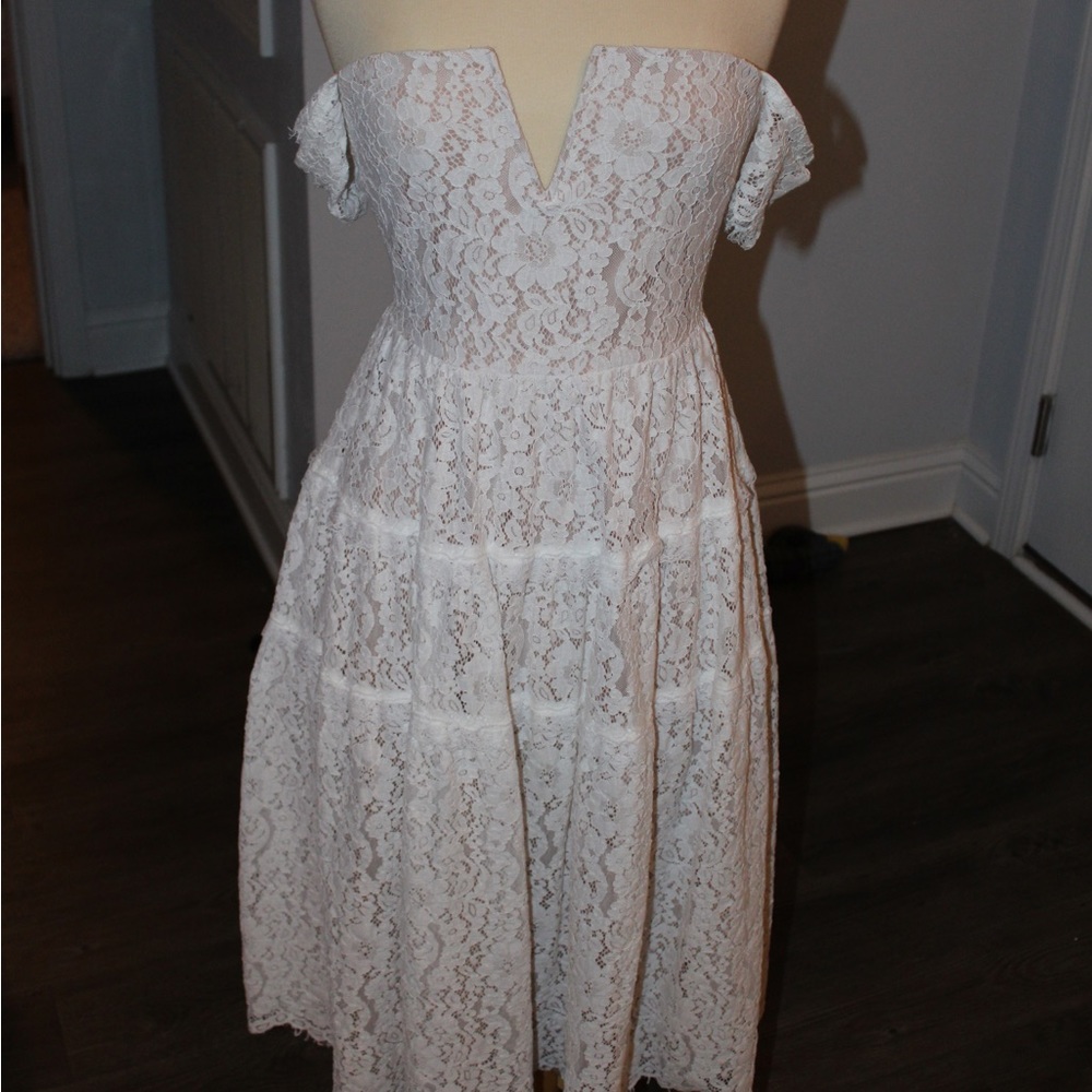 Lulus Absolutely Stunning White Lace Off-the-Shoulder Midi Dress